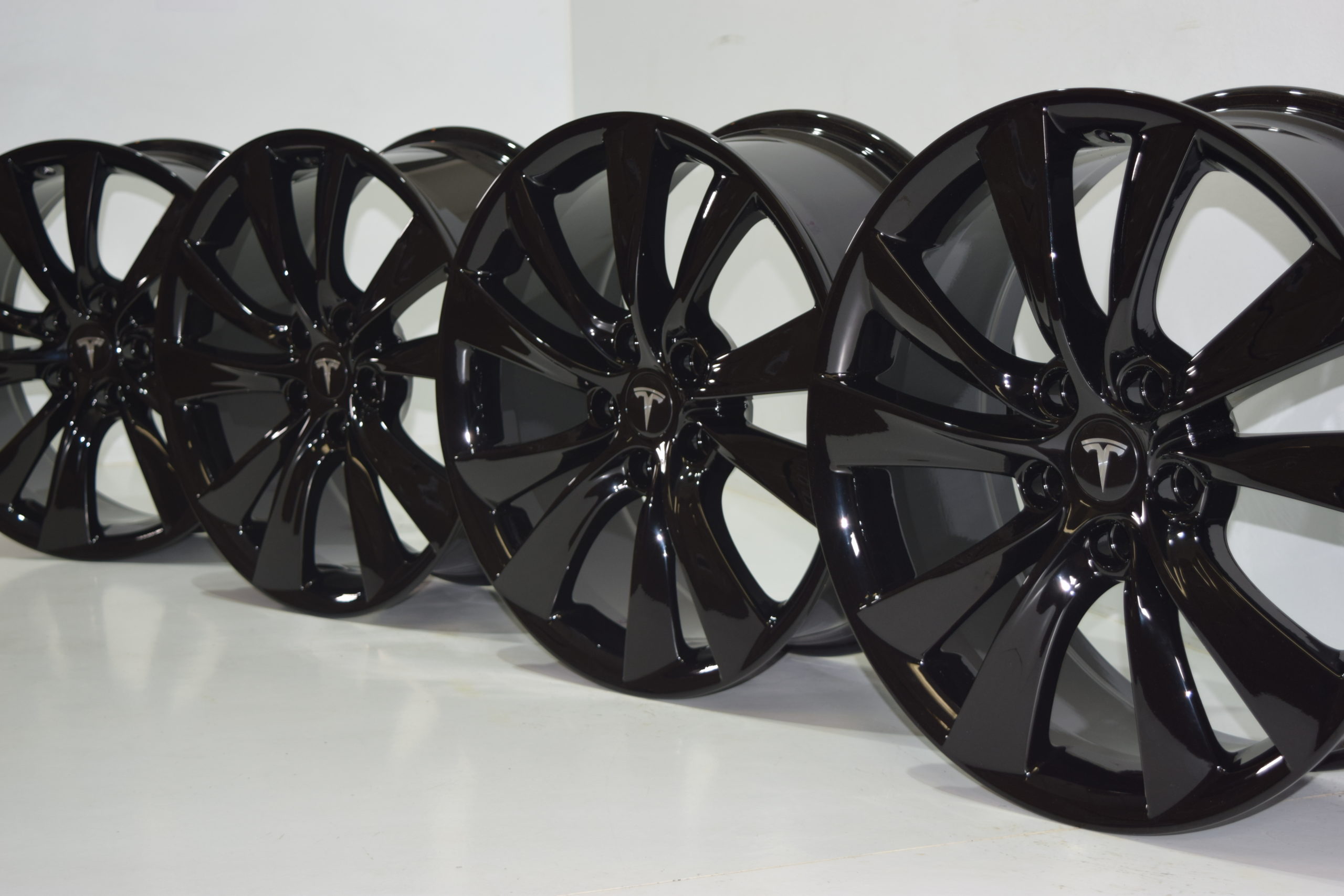19″ Tesla Model S black wheels rims original Factory OEM Cyclone 19 Inch