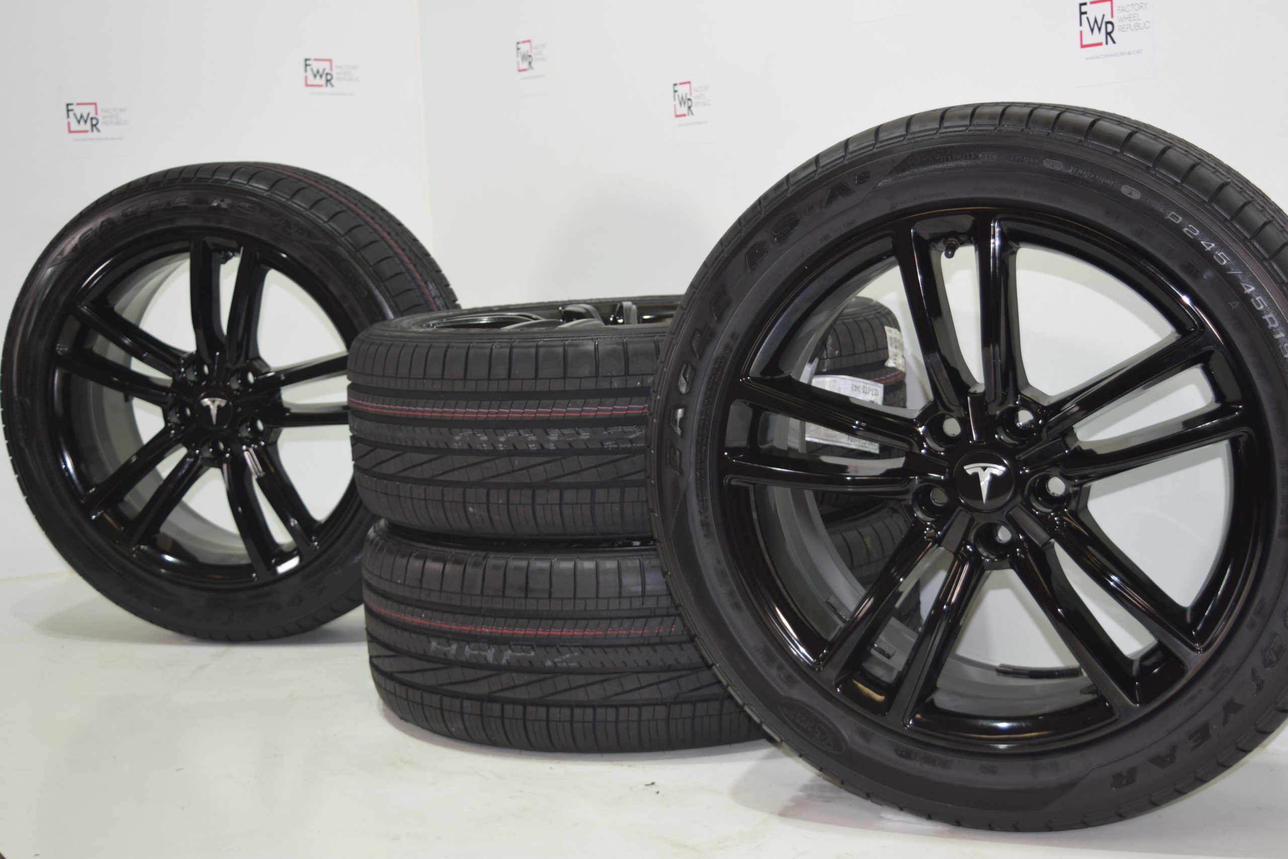 19″ Tesla Model S  Factory OEM Black Wheels Rims Tires Goodyear