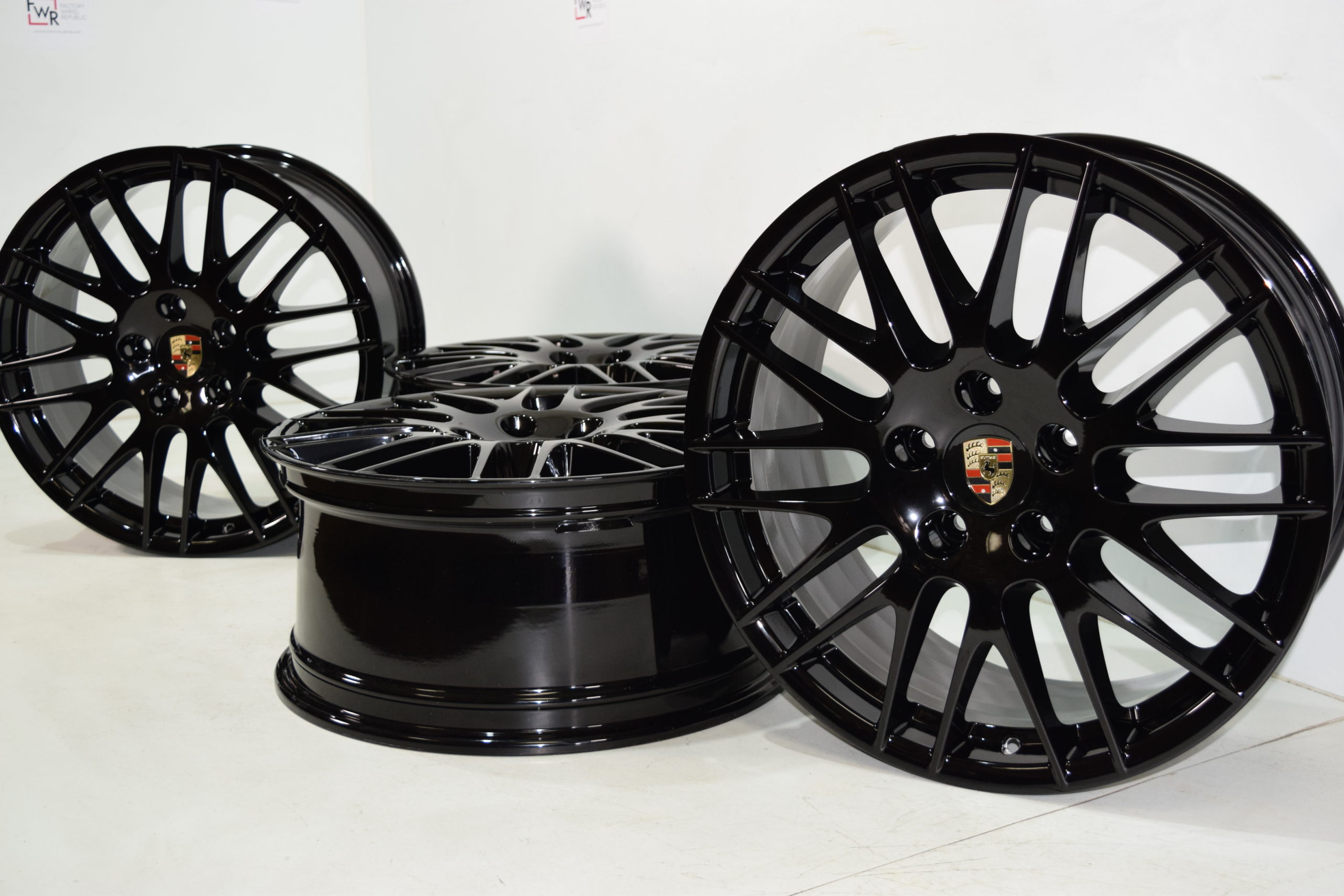 20″ Porsche Cayenne RS Spyder Factory OEM Black rims – Set of 4 Gloss Black