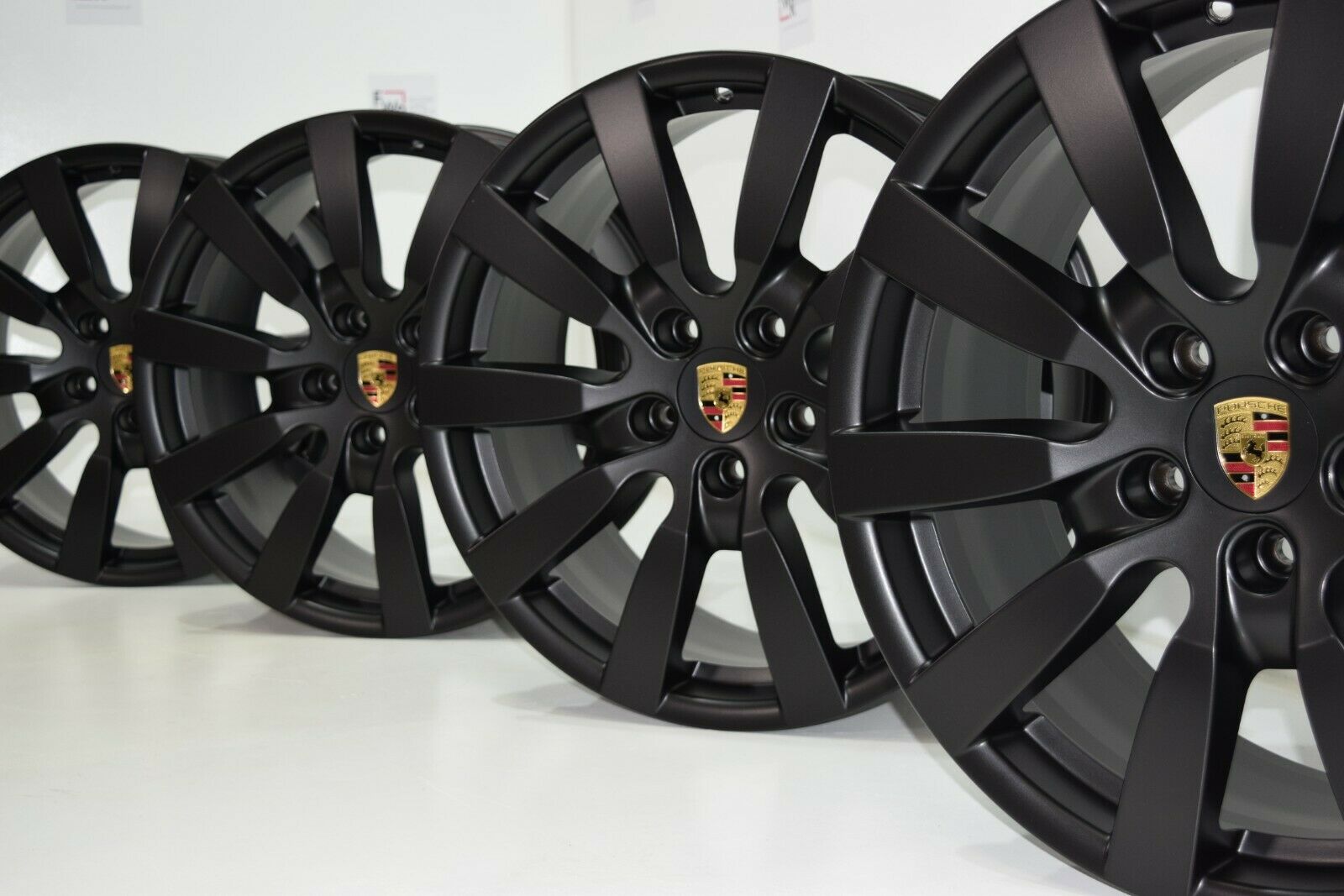 20″ Porsche Cayenne Sport Design Wheels Factory OEM  Black Rims wheels 958 955