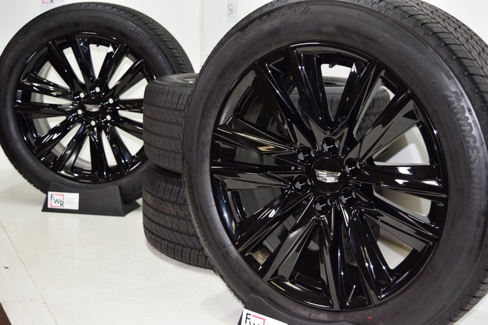 22″ Cadillac Escalade Sport Platinum Black 2022 Original Factory wheels & tires