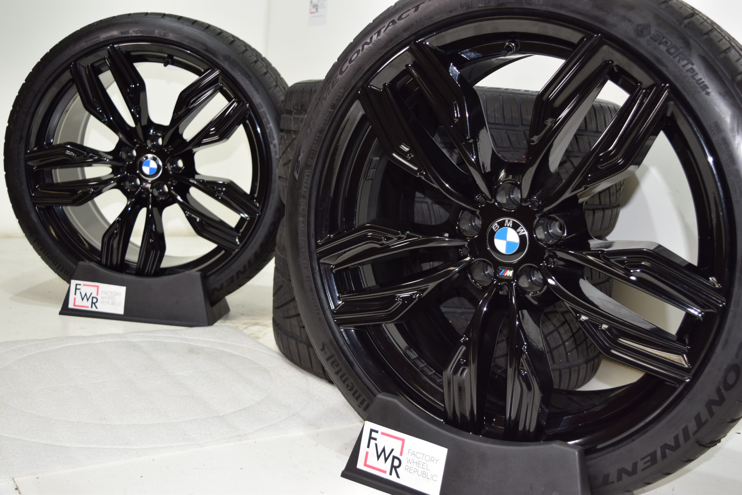 20″ BMW 528i 535i 540i 550i 760M black Factory OEM G30 Wheels & Tires 2017-2023