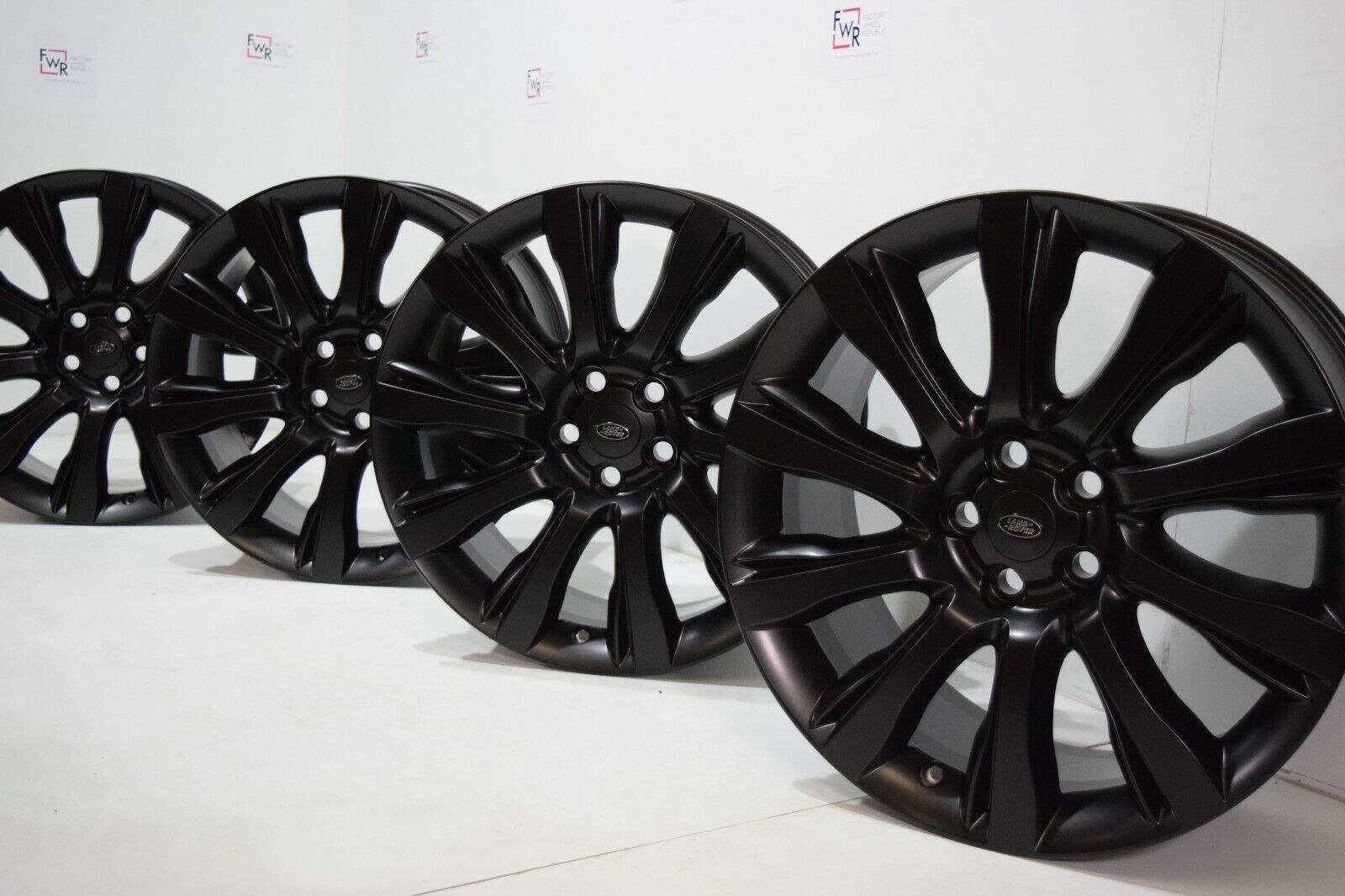 Black 21″ Range Rover Land Supercharged 2014-2021 rims wheels Factory OEM 21