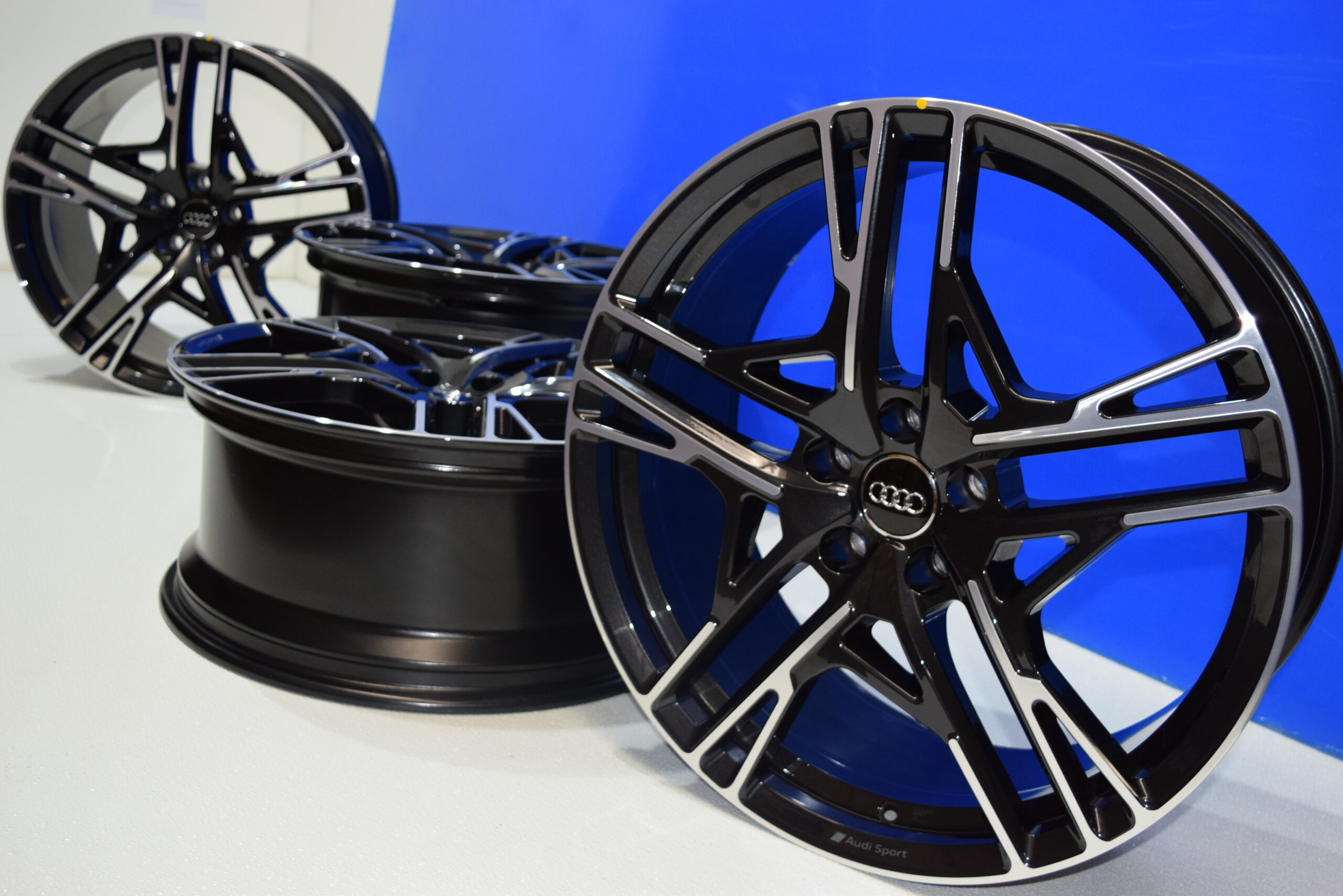 20″ Audi R8 V10 Performance Sport Factory Forged OEM Wheels rims 2022 2023 2024